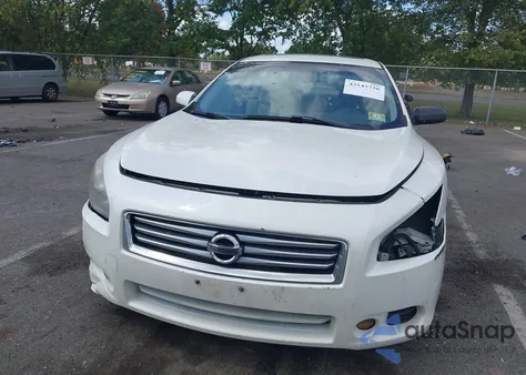 2014 Nissan Maxima 3.5 S z USA, uszkodzony, nr VIN 1N4AA5AP3EC450022